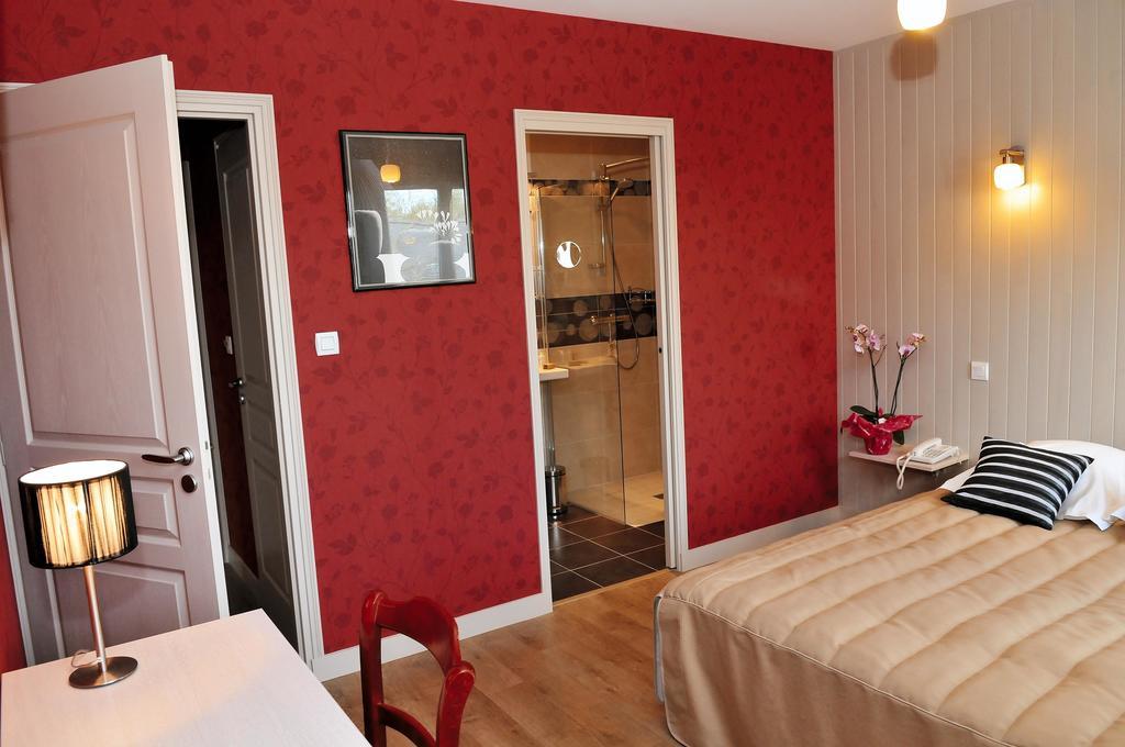 L'Amphitryon Hotel Coudray  Екстериор снимка
