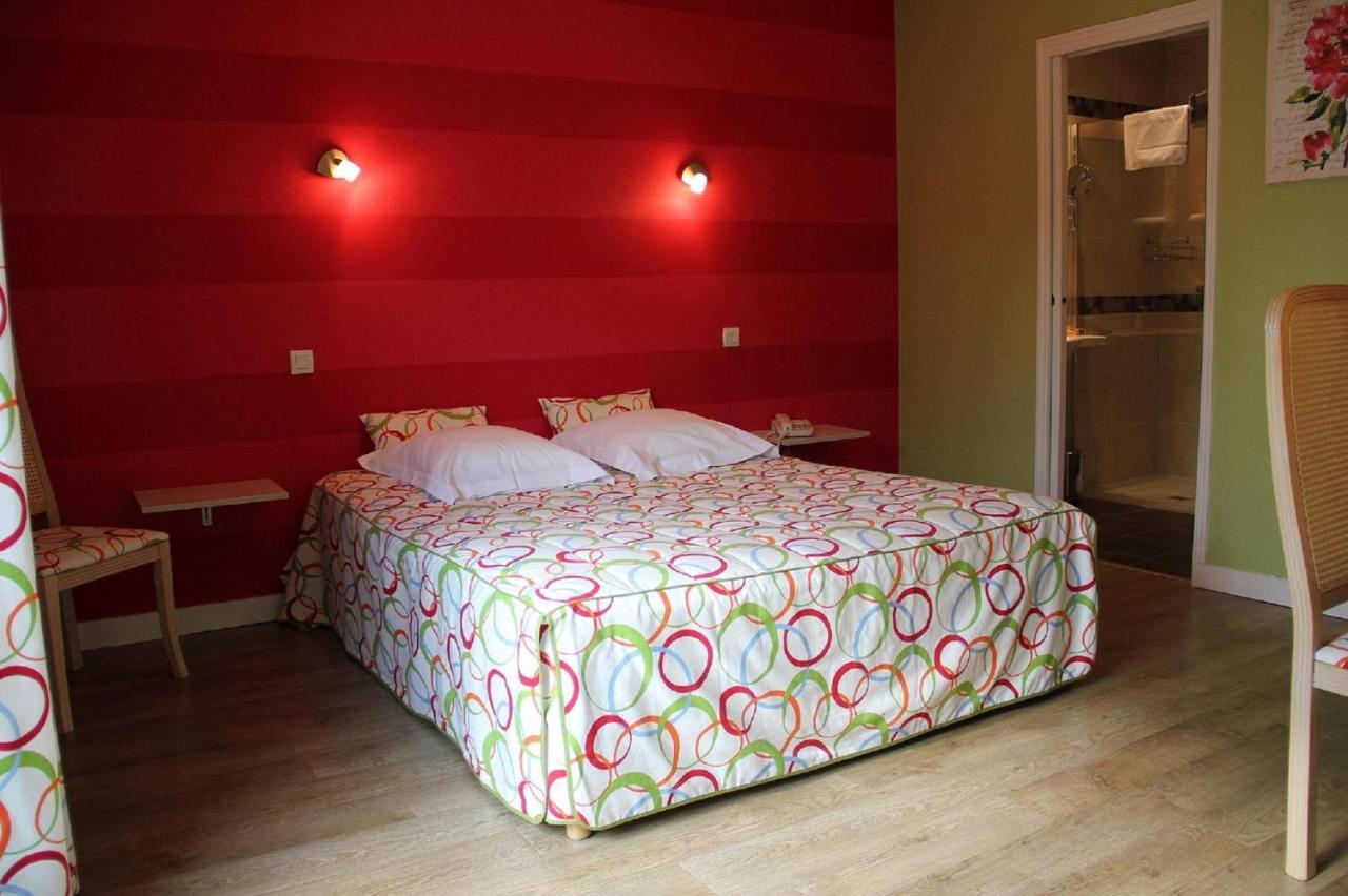 L'Amphitryon Hotel Coudray  Екстериор снимка