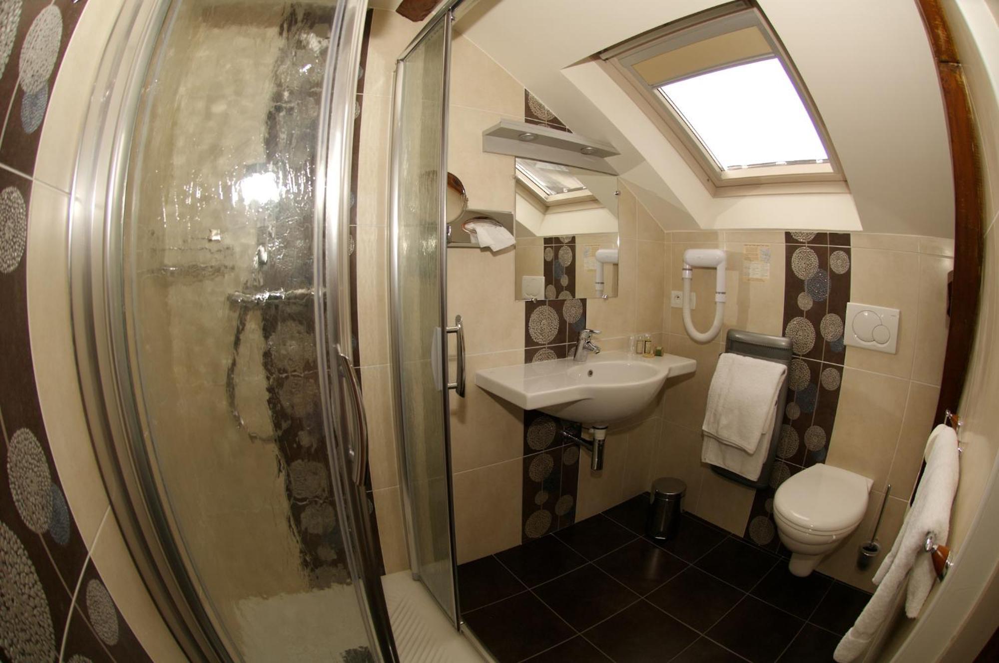 L'Amphitryon Hotel Coudray  Екстериор снимка