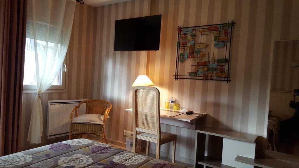 L'Amphitryon Hotel Coudray  Екстериор снимка